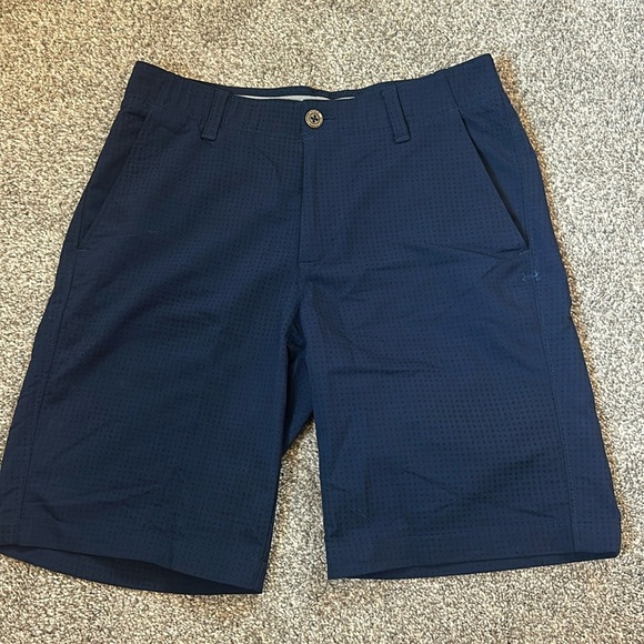 Under Armour Shorts - Picture 1 of 3